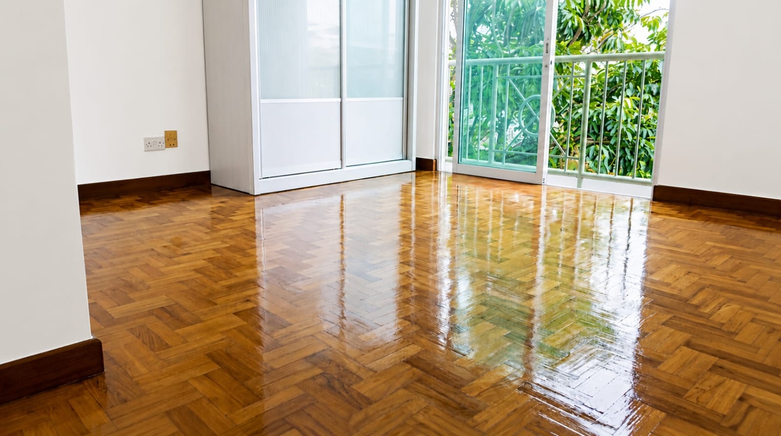 Parquet floor polish project